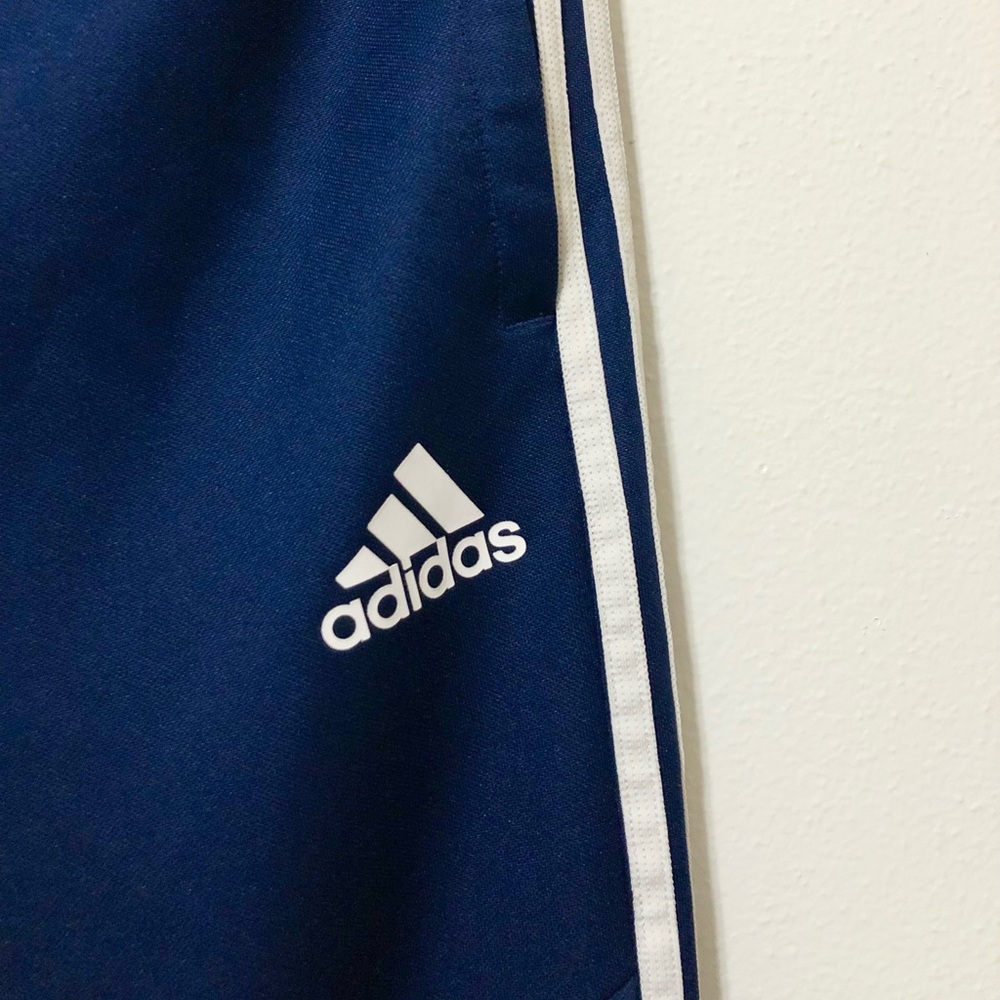 ADIDAS women’s joggers/sweatpants, size M.